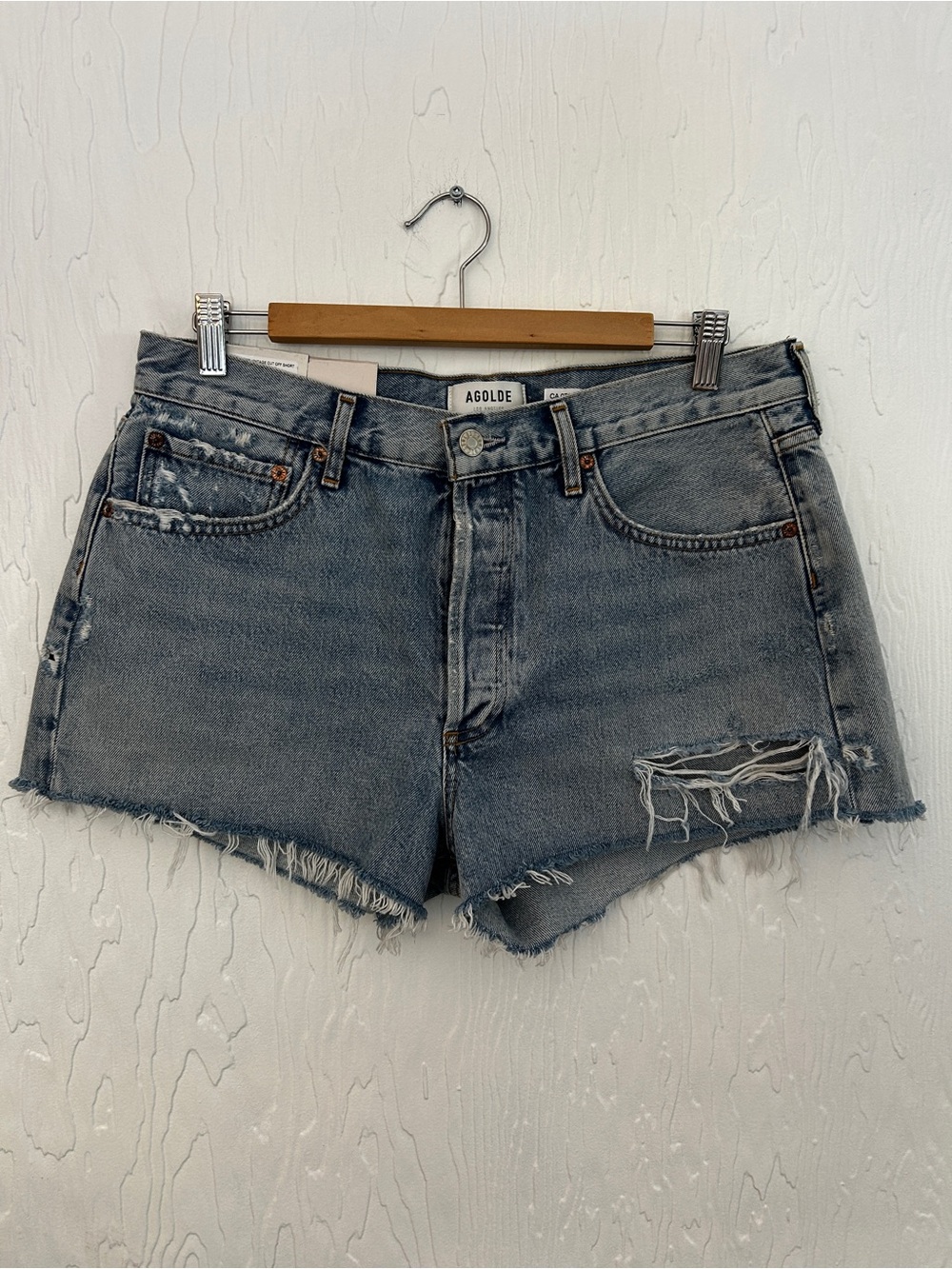 AGOLDE NWT‎ Parker Denim Cut Off Shorts 31 Light Wash Distressed Blue High Rise
